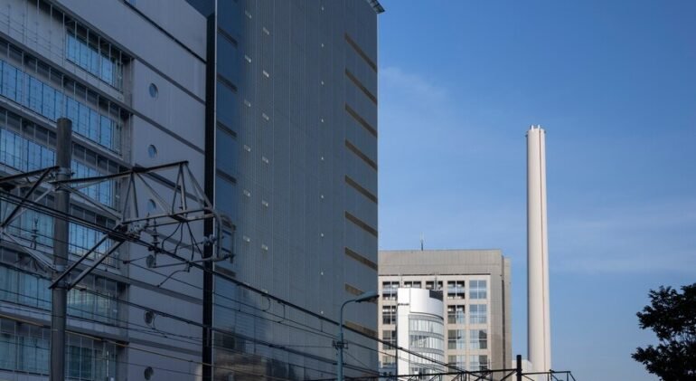 Modern industrial building design and construction by Divyakush Constructions – innovative and durable steel structures.